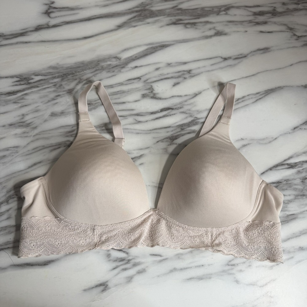 Warner's Cloud 9 Wirefree Triangle Bra Ivory Padded Size 38B Lightweight